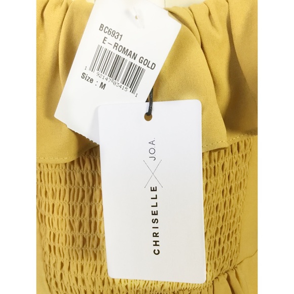 J.O.A. CHRISELLE Roman Gold Ruffle Top - Picture 5 of 6